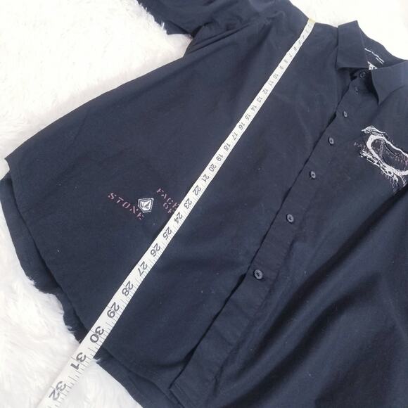 VOLCOM Stone Boardwear Casual Button Front - Picture 4 of 12